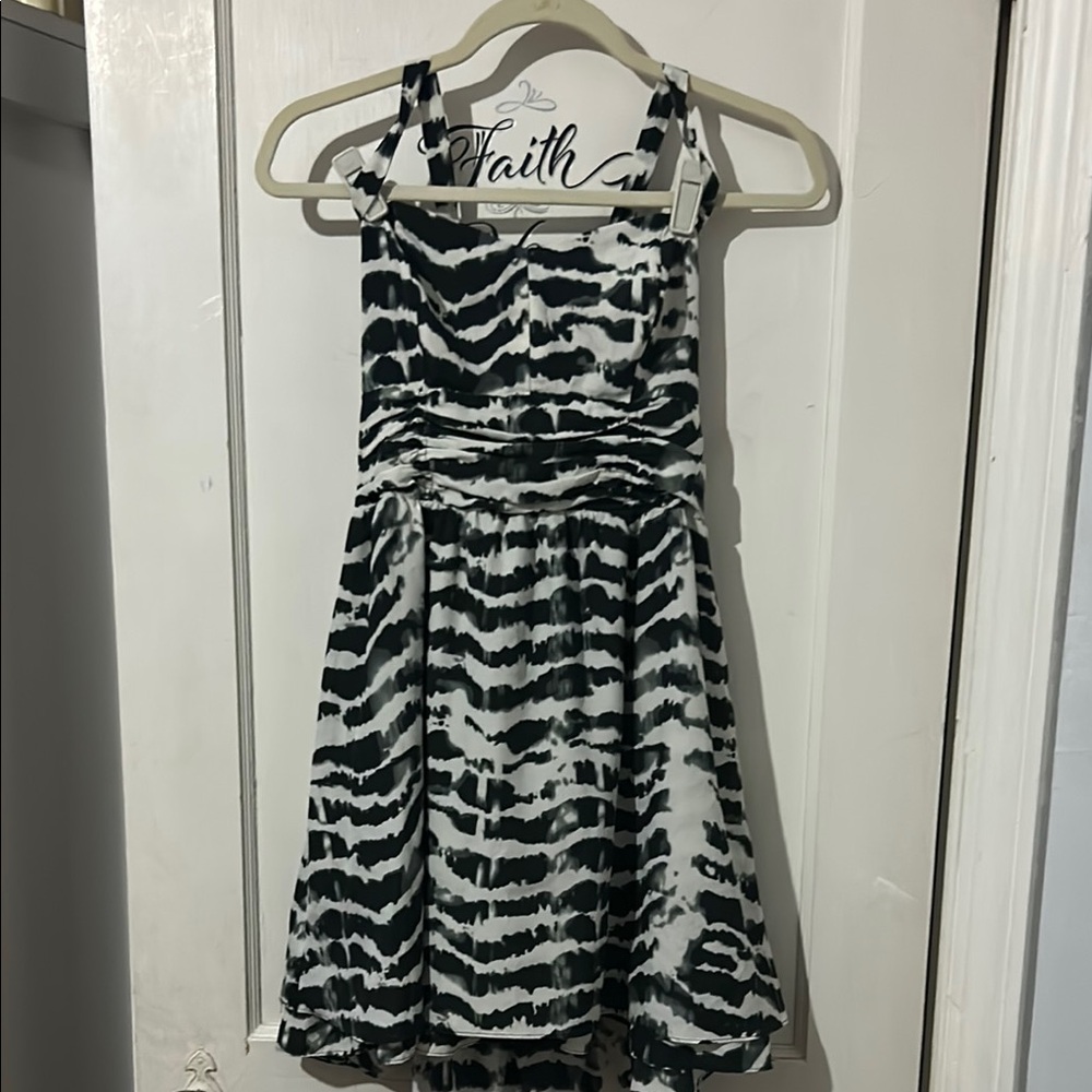 Guess Black and White Square Neck Sleeveless Sundress